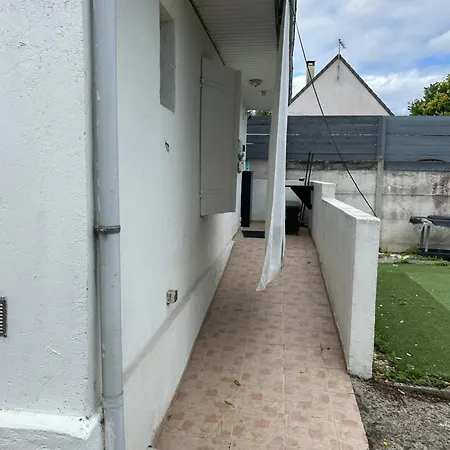 Maisonnette Aeroport Orly Апартаменты *